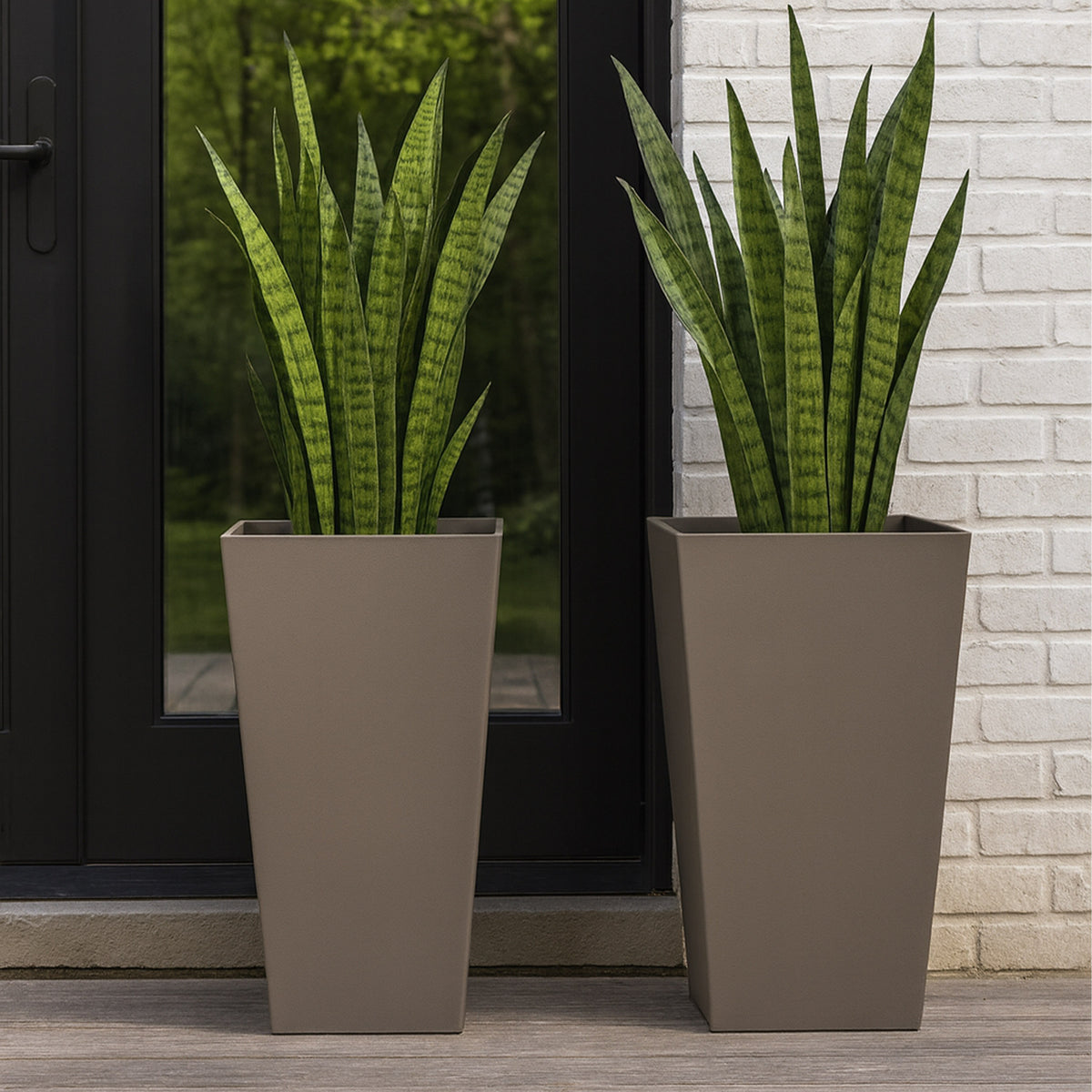 Finley 20" Square Planter