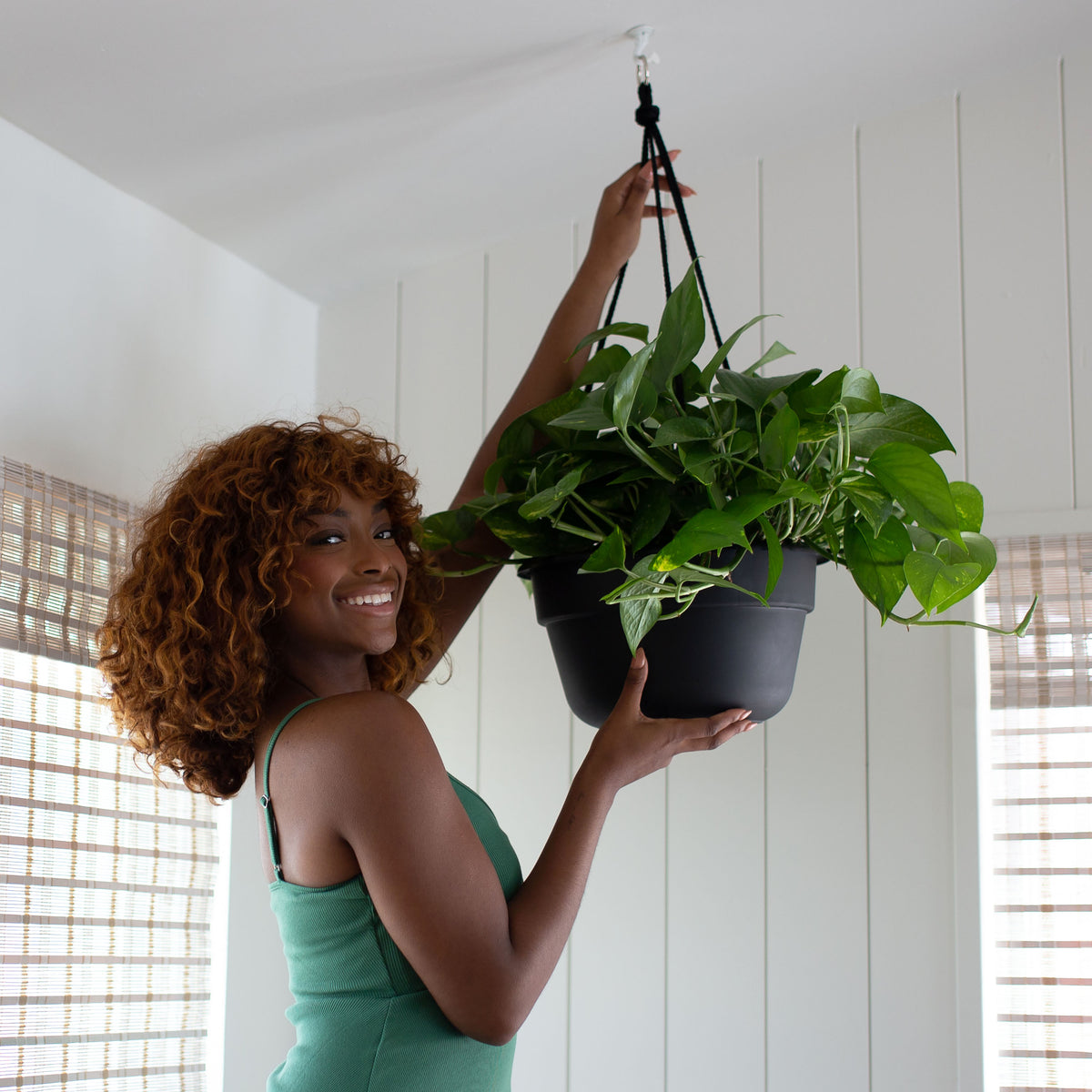 Dura Cotta Hanging Basket Planter