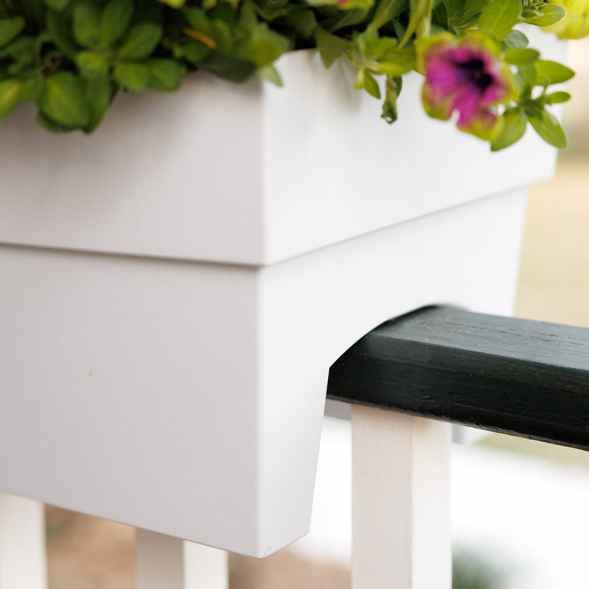 Finley Deck Rail