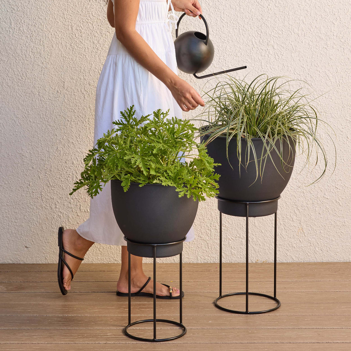 Luna Metal Planter Set