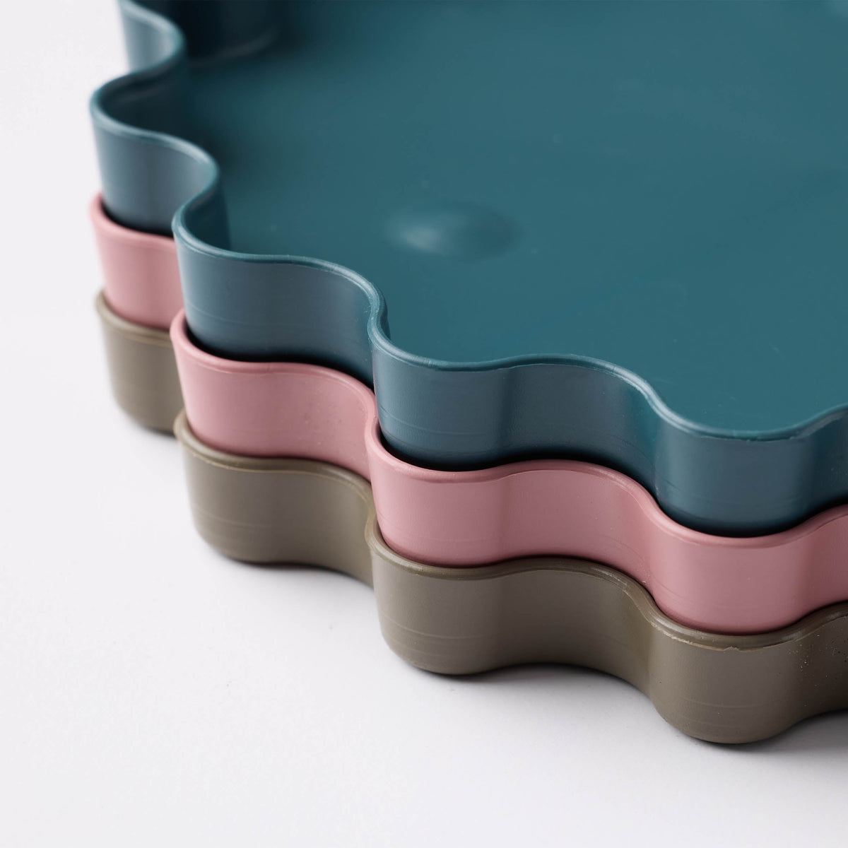 Wave Decorative Saucer