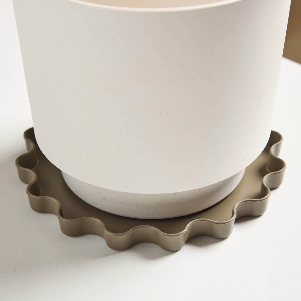 Wave Decorative Saucer