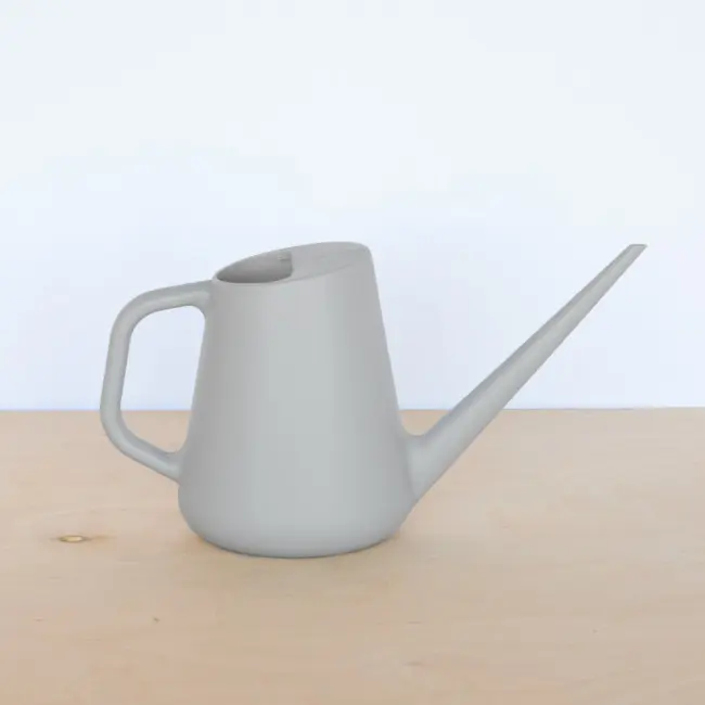 Lightweight plastic watering can. Bloem watering can.
